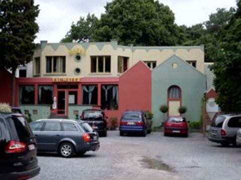 Fauwater Hotel En Chaletpark