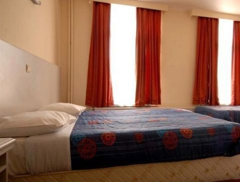 Hotel Barry