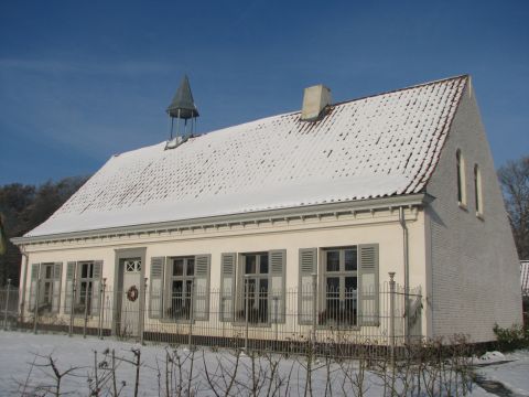 Cleythil Hotel