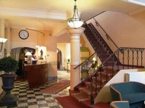 Avenue Boutique Hotel