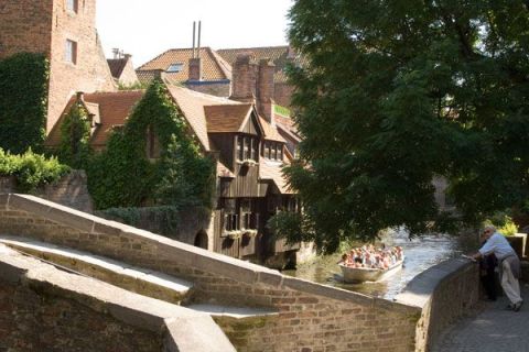 B&B Bonifacius
