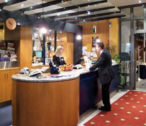 Golden Leaf Hotel Stuttgart Airport & Messe