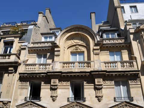 Daunou Opera