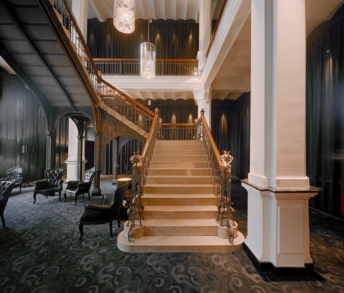 Hotel Arena