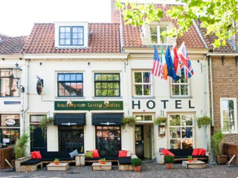 Lange Jan Hotel