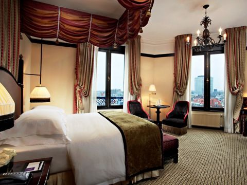 Hotel Des Indes, a Luxury Collection Hotel