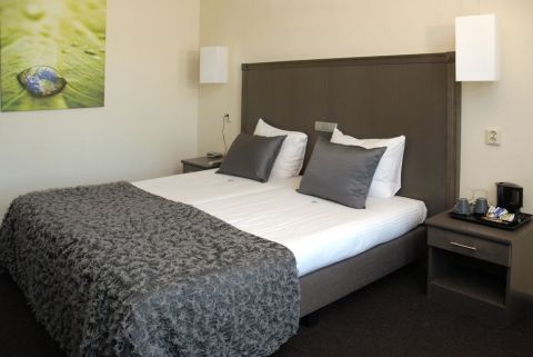 Hotel One